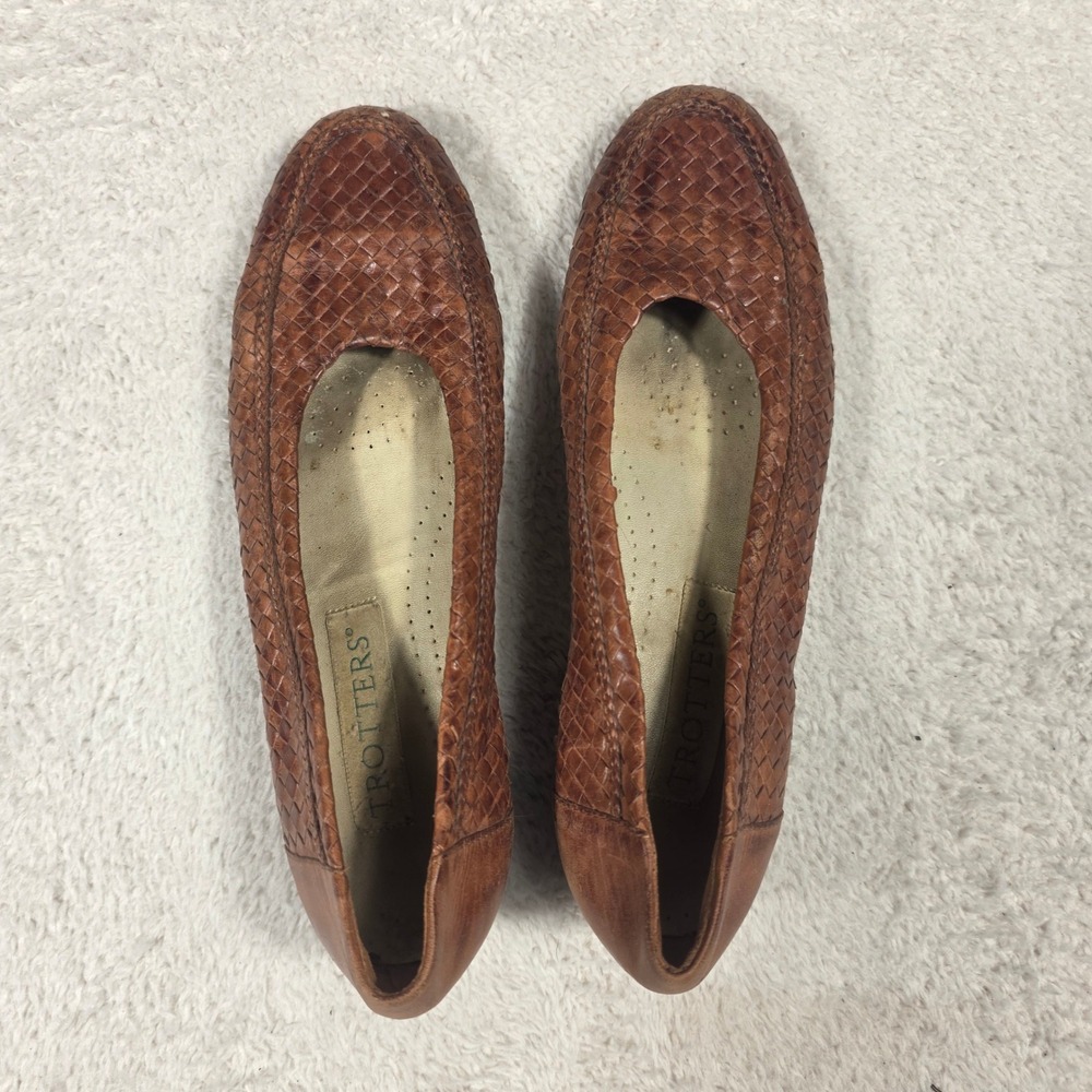 Trotters Woven Leather Flats Womens 7 Narrow Brown Fair Basketweave Loafers